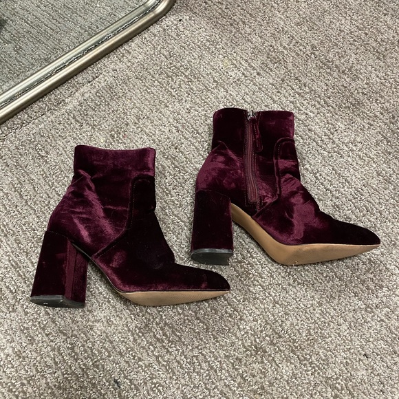 Steve Madden Shoes - Steve Madden Burgundy Velvet Boots